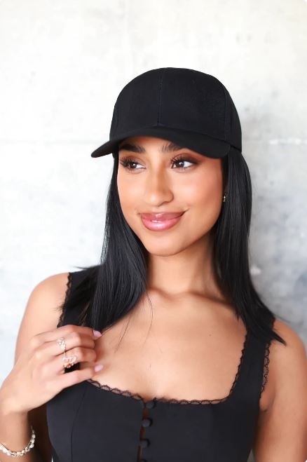 Perruque Baseball Cap Wig | Longueur 25 cm | Noir